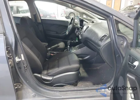 2016 Kia Forte Lx z USA, uszkodzony, nr VIN KNAFK4A65G5613272